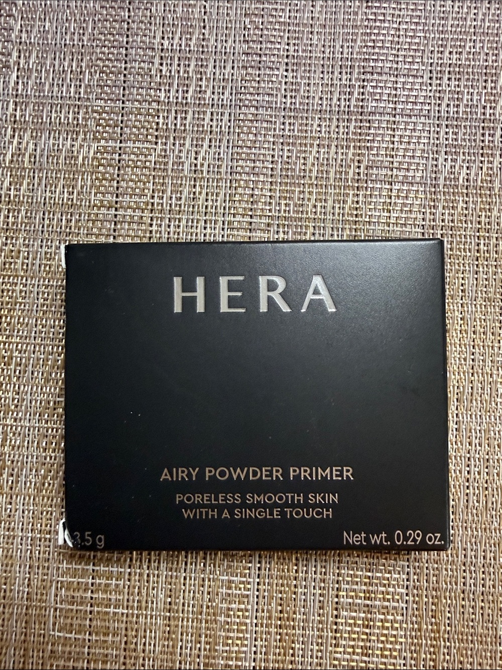 HERA Airy Powder Primer